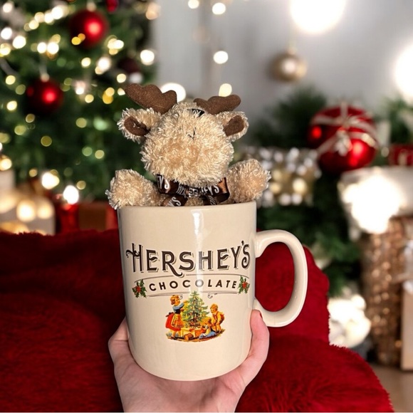 Hershey’s Chocolate Coffee Mug & Stuffed Animal 2 Piece Gift Set - Picture 1 of 7
